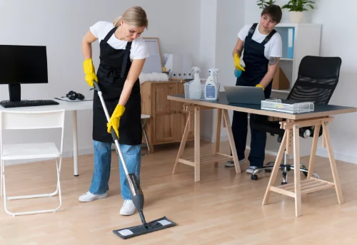 Nettoyage de bureau professionnel à Pradières
